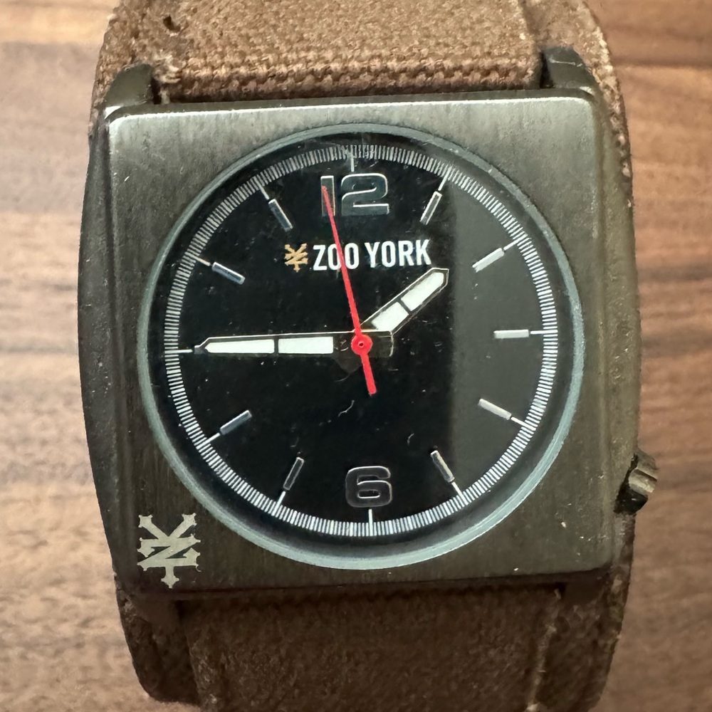 Zoo York Tan Leather & CanvasbWatch
